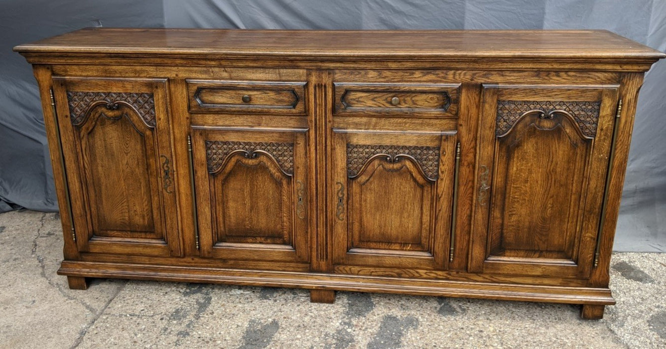 RUSTIC OAK ARCHED DOOR SIDEBOARD WITH FLORAL DETAIL