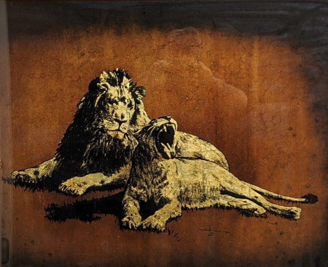 LARGE PAINTING OF A LION IN BEAUTIFUL FRAME WITH GLASS