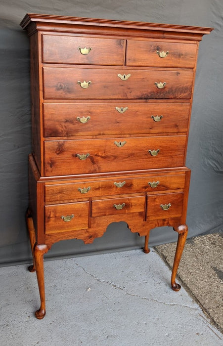 18TH CENTURY AMERICAN WALNUT AND MAPLE CHEST ON CHEST WITH QUEEN ANNE LEGS