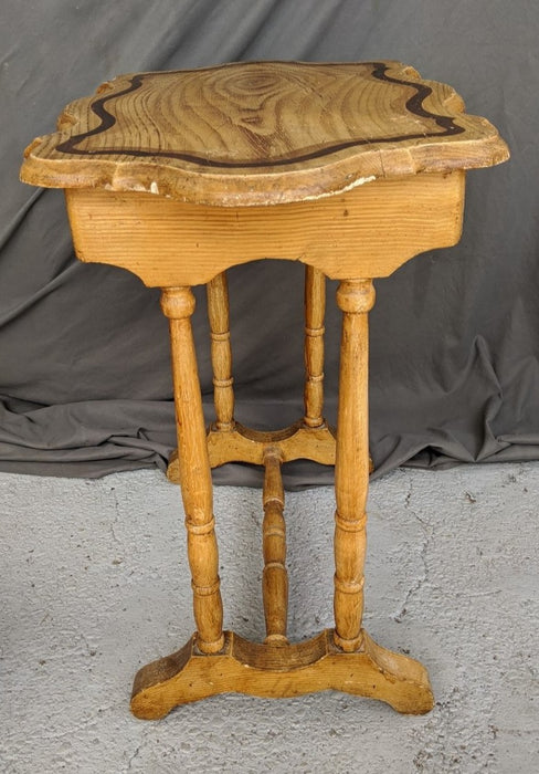 COTTAGE PAINTED LAMP TABLE