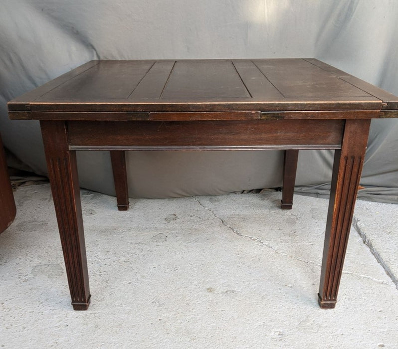 TAPER LEG ENGLISH DARK DRAWLEAF TABLE