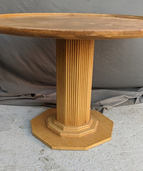 ROUND FLUTED PEDESTAL TABLE