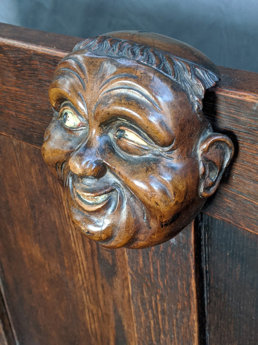 OAK HALL BENCH WITH CARVED FACE