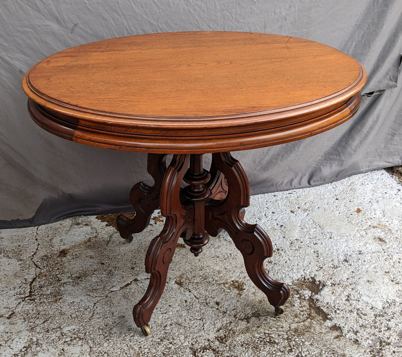 OVAL VICTORIAN CENTER TABLE