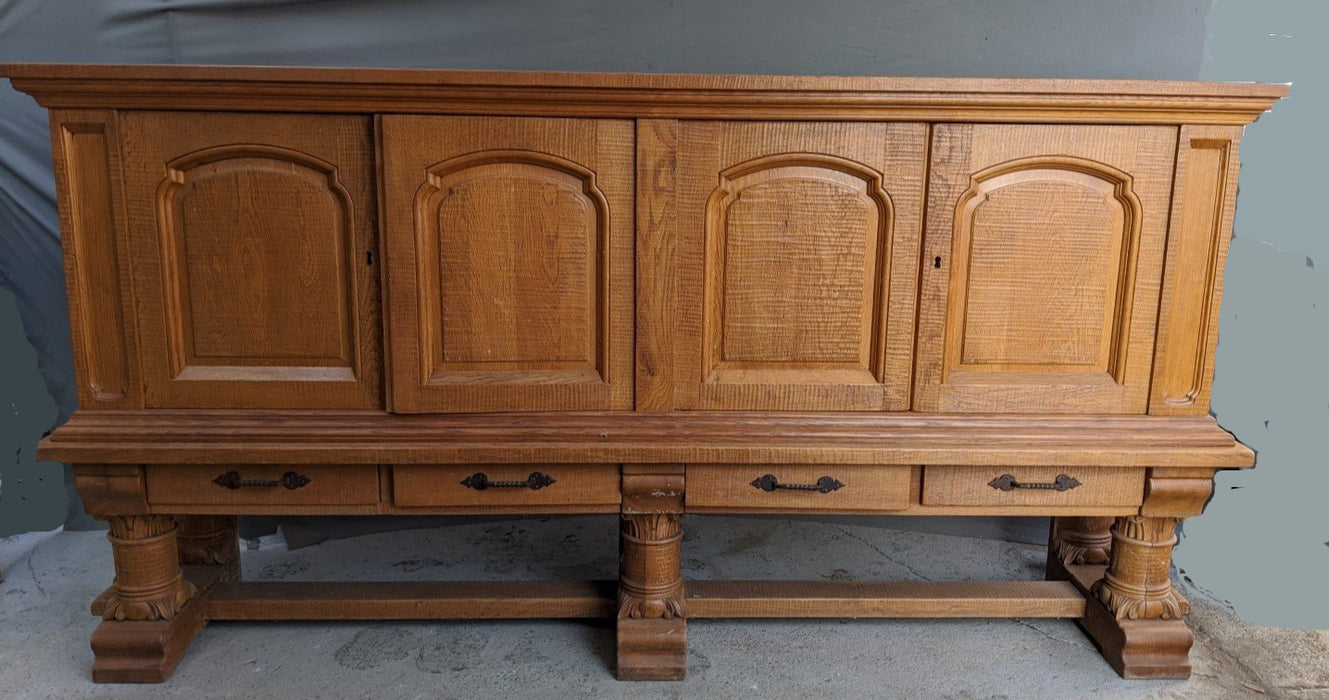 RUSTIC OAK LARGE 4 DOOR CABINET WITH COLUMNS