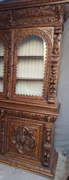 FANTASTIC 6 DOOR BLACK FOREST GAME CARVED BOOKCASE