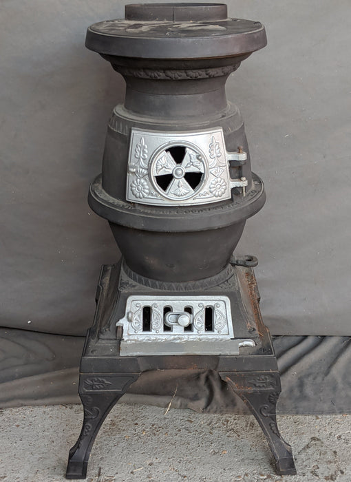 SMALL POT BELLY STOVE