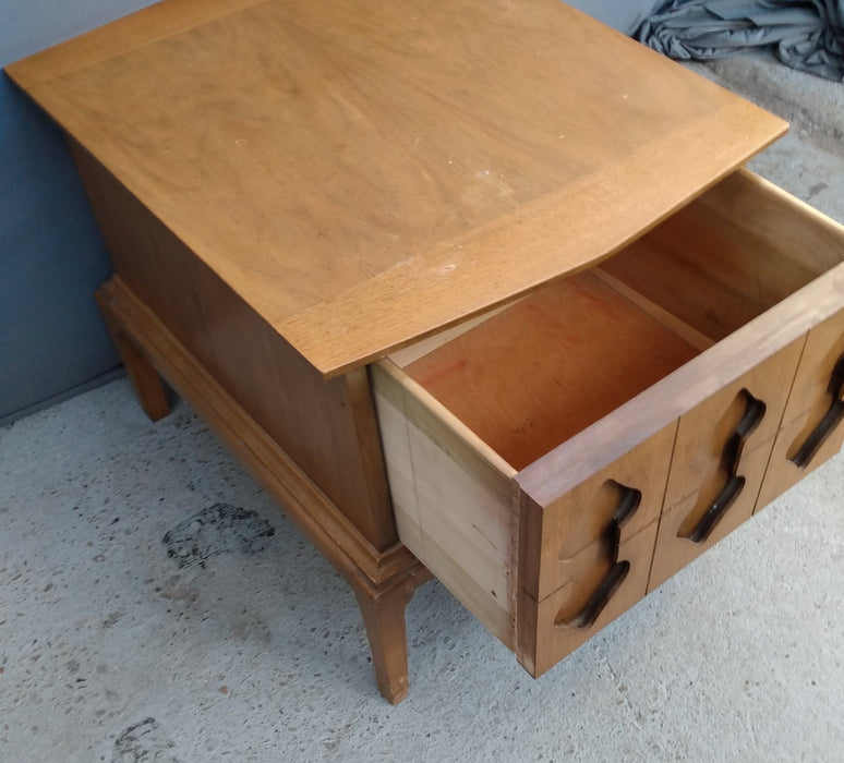 LARGE MODERN WALNUT END TABLE WITH DRAWERS