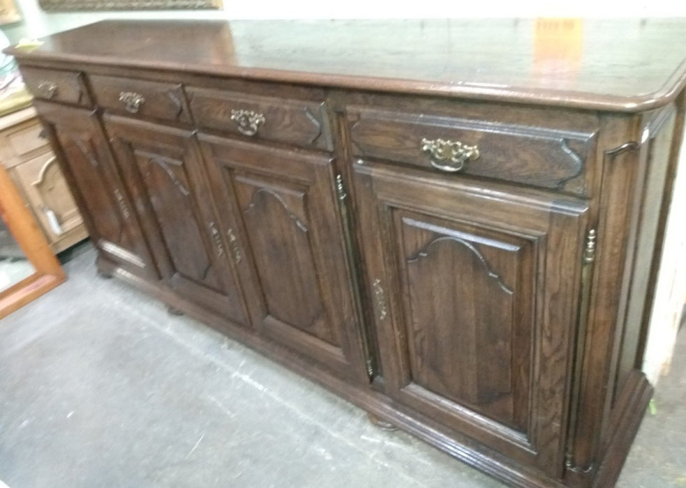 DARK OAK RUSTIC SIDEBOARD WITH 4 ARCHED DOORS AND LONG HINGES