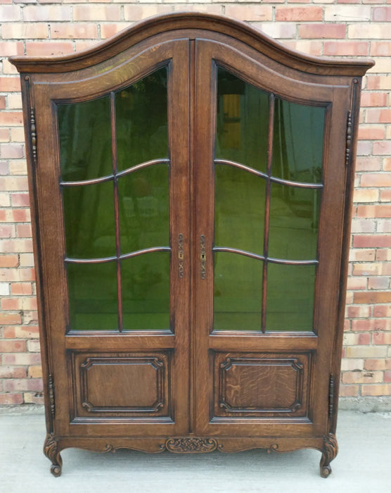 COUNTRY FRENCH OAK  CHINA/BOOKCASE WITH GREEN GLASS