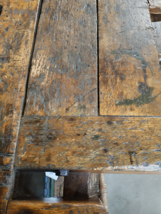 ANTIQUE WOODWORKERS BENCH