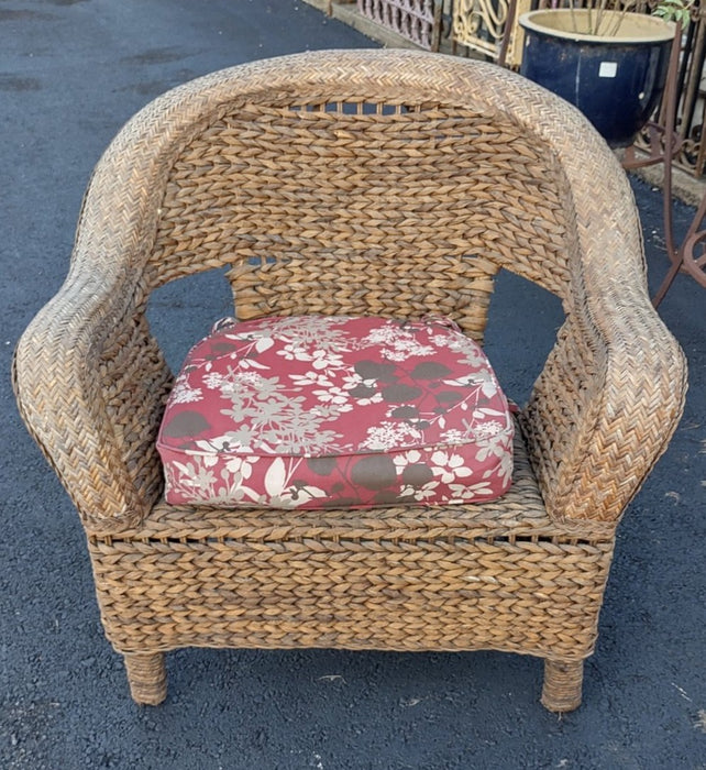 LARGE WICKER ARM CHAIR
