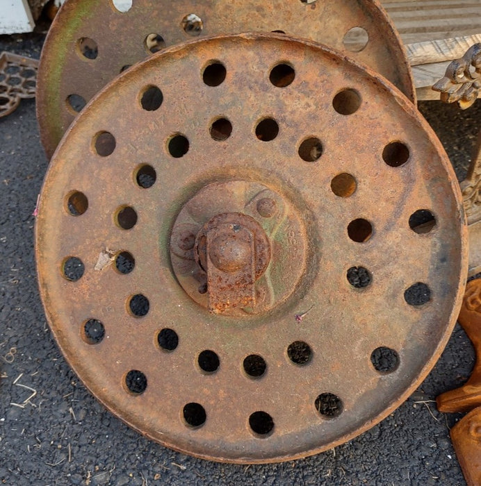 INDUSTRIAL IRON WHEEL