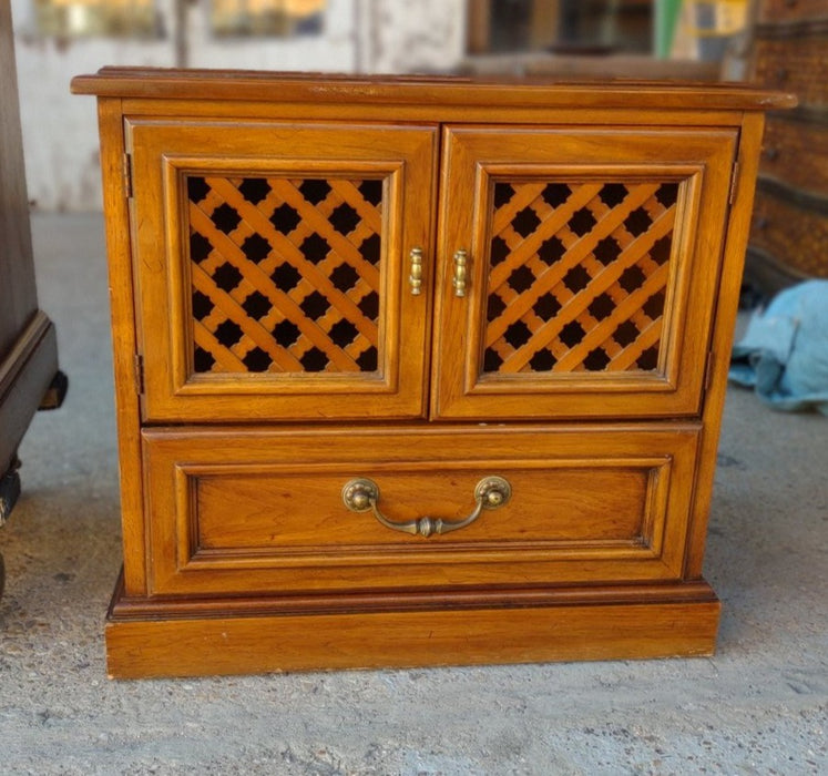 MIDCENTURY LAMP TABLE