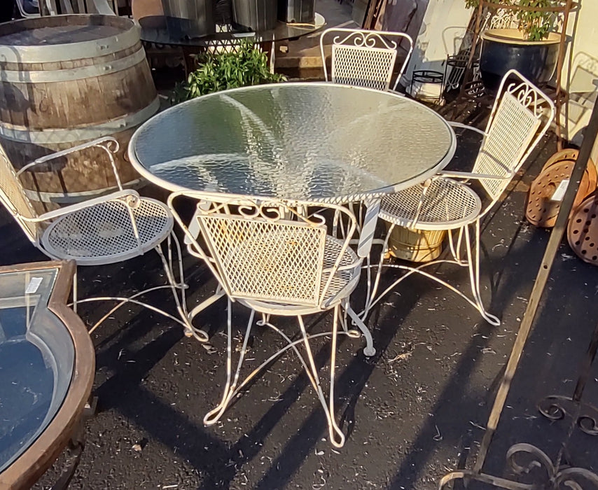 5 PIECE IRON PATIO SET WITH GLASS TOP TABLE