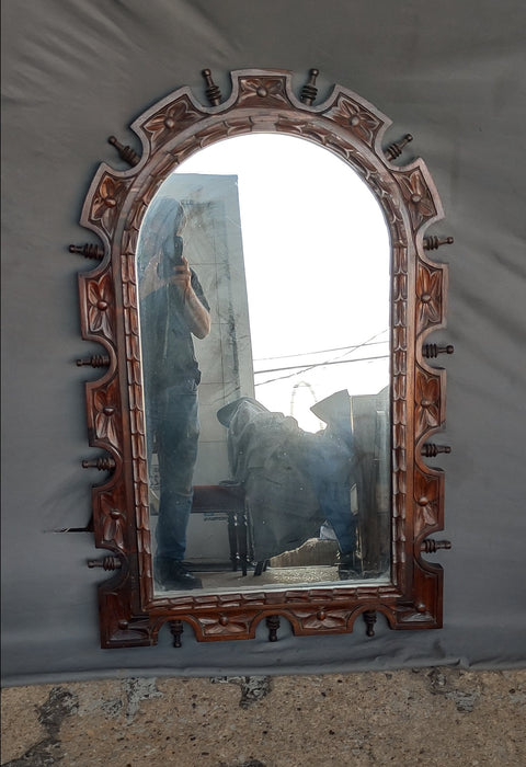 ARGENTINE ARCHED MIRROR