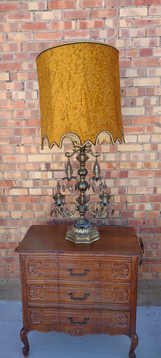 HOLLYWOOD REGENCY TABLE LAMP