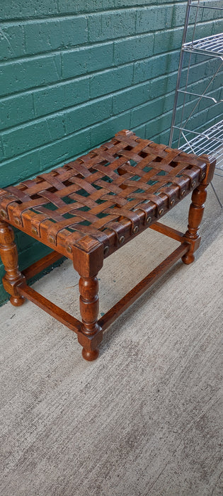 WOVEN LEATHER TOP STOOL