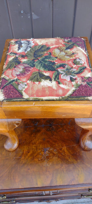 QUEEN ANNE BEADWORK STOOL