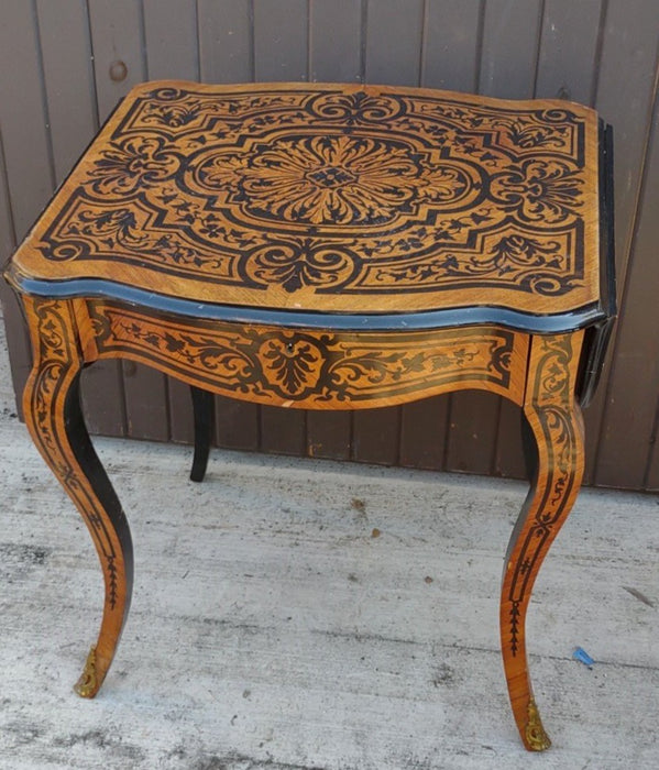 FRENCH INLAID DROP LEAF TABLE WITH ORMULU