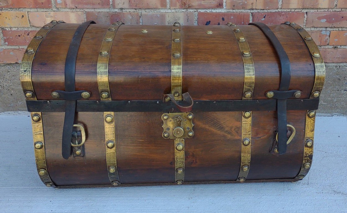 LEATHER AND METAL BANDED OAK TRUNK WITH WITH FITTED INTERIOR