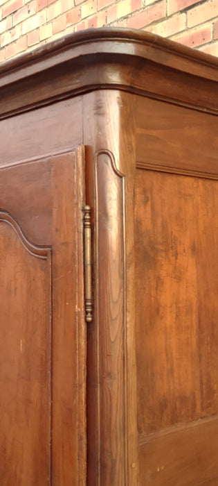 LOUIS XV CHERRY BONNETIERE