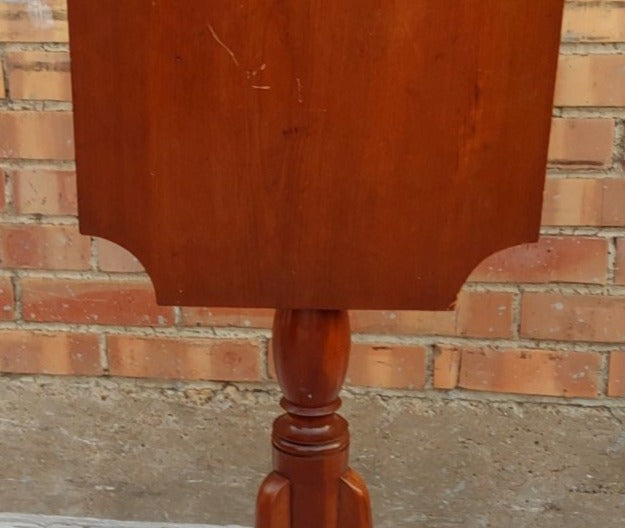 1830'S FEDERAL STYLE AMERICAN TILT TOP CANDLE STAND-SIGNED AND DATED