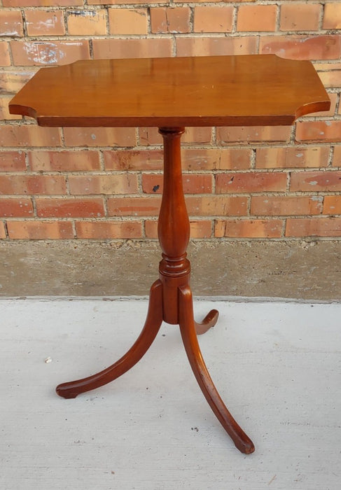 1830'S FEDERAL STYLE AMERICAN TILT TOP CANDLE STAND-SIGNED AND DATED