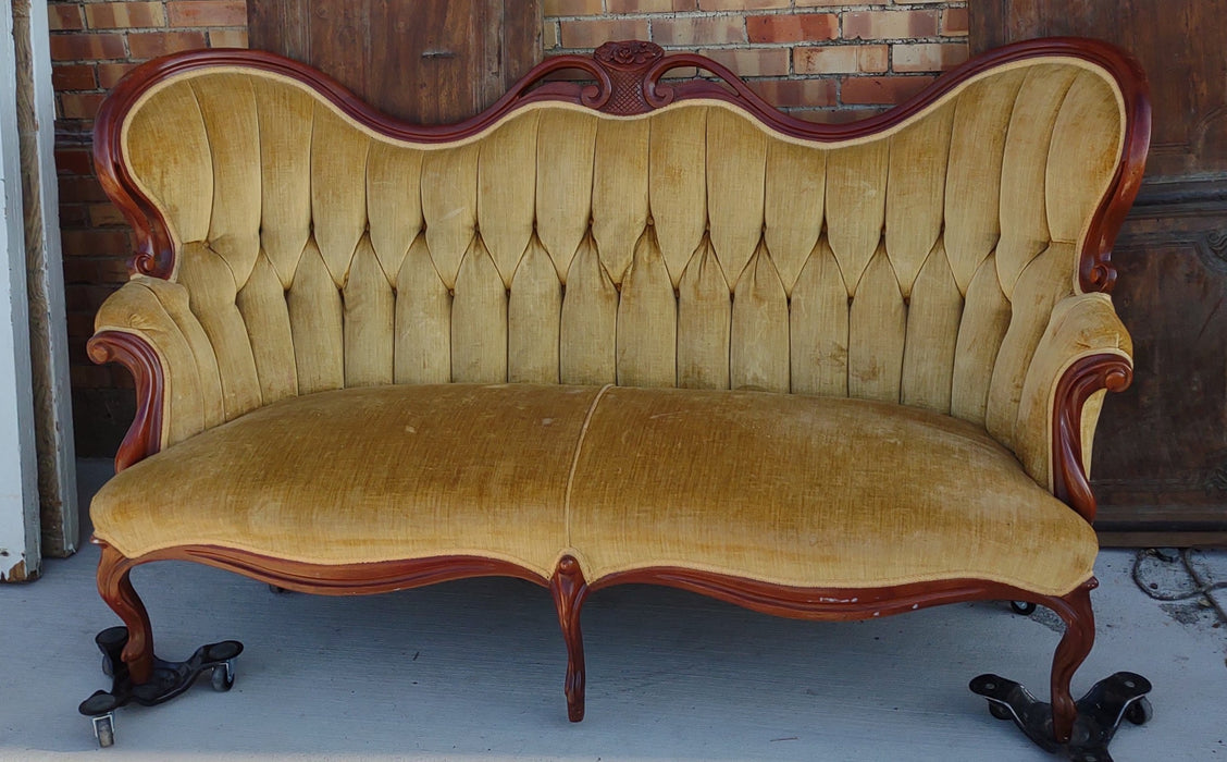 VICTORIAN WALNUT SOFA WITH GOLD UPHOLSTERY