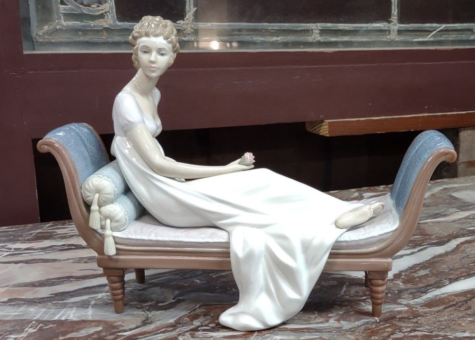 LLADRO RECLING LADY ON A BENCH
