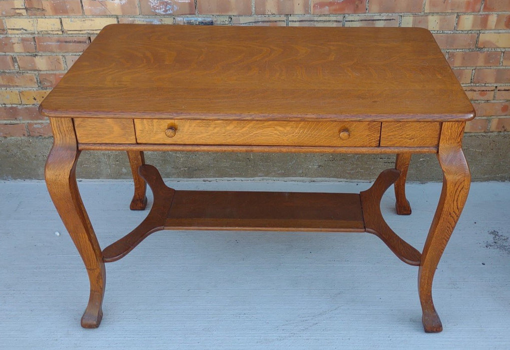 AMERICAN OAK LIBRARY TBLE