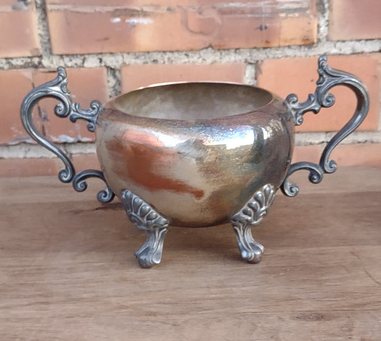 WORN SILVERPLATE SUGAR BOWL