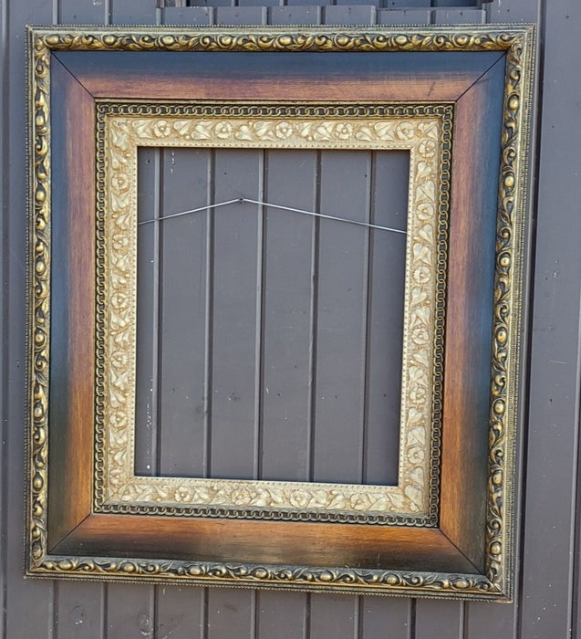 BEAUTIFUL AMERICAN WOOD AND GESSO FRAME