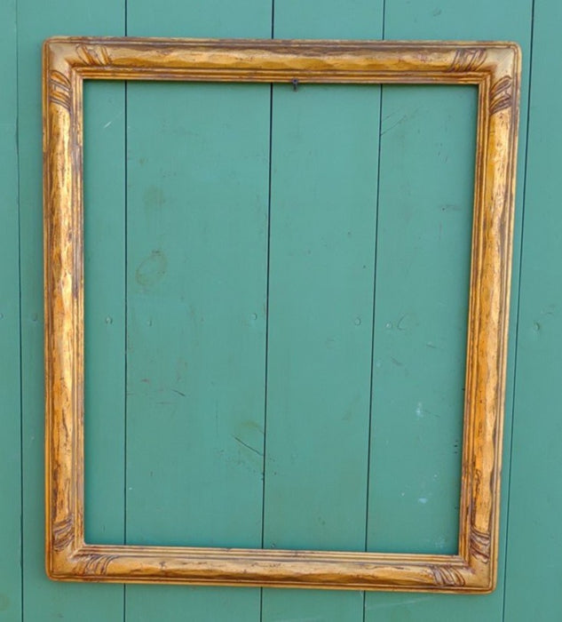 GOLD FRAME WITH CORNER NULLING