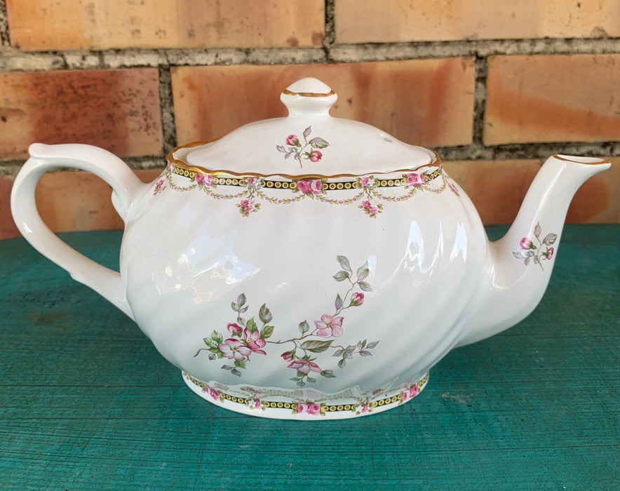 ARTHUR WOOD FLORAL TEA POT