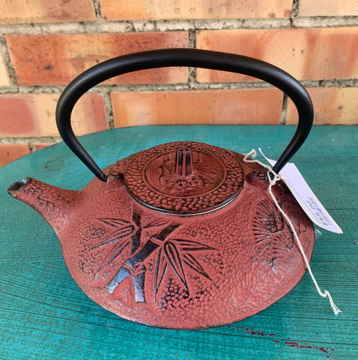 CAST IRON ASIAN TEAPOT