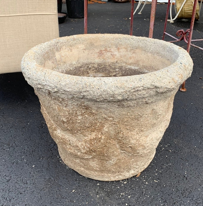 CONCRETE LARGE POT