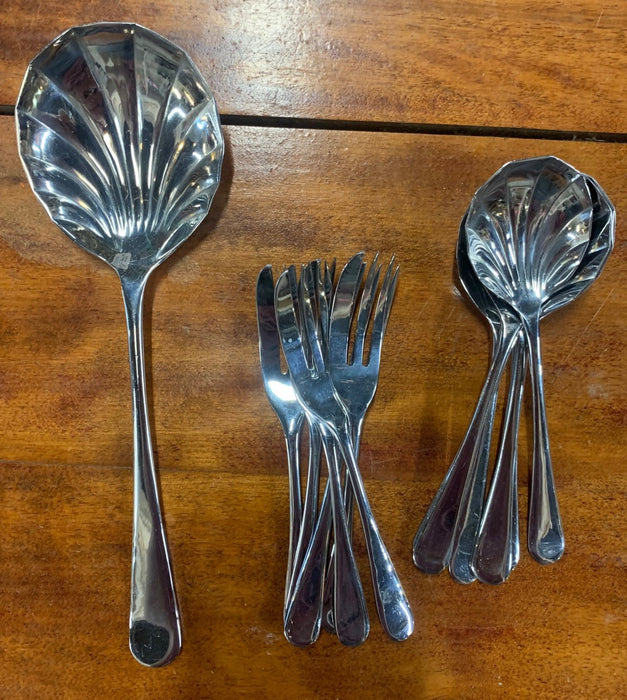 13 PIECE SET OF SHELL STERLING SILVERWARE