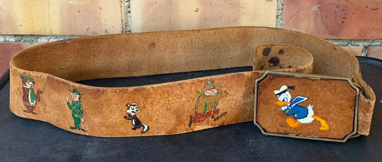 DONALD DUCK BUCKLE WITH PAINTED BELT