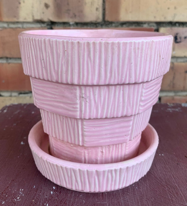 SMALL PINK MCCOY PLANTER