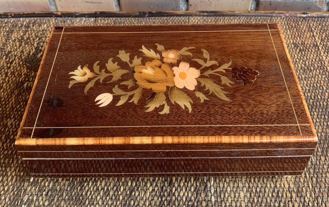 ITALIAN WOOD MUSICAL JEWELRY BOX WITH FLOWERS