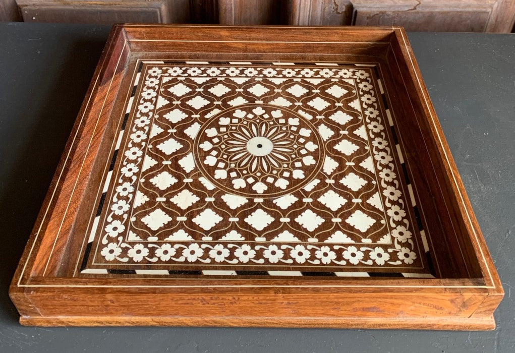 SQUARE TEAK TRAY WITH BONE INLAY