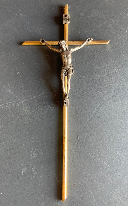 SMALL CRUCIFIX