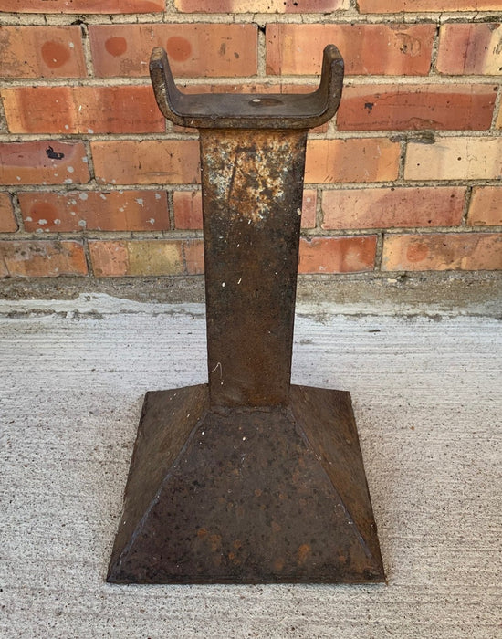 IRON JACK SUPPORT