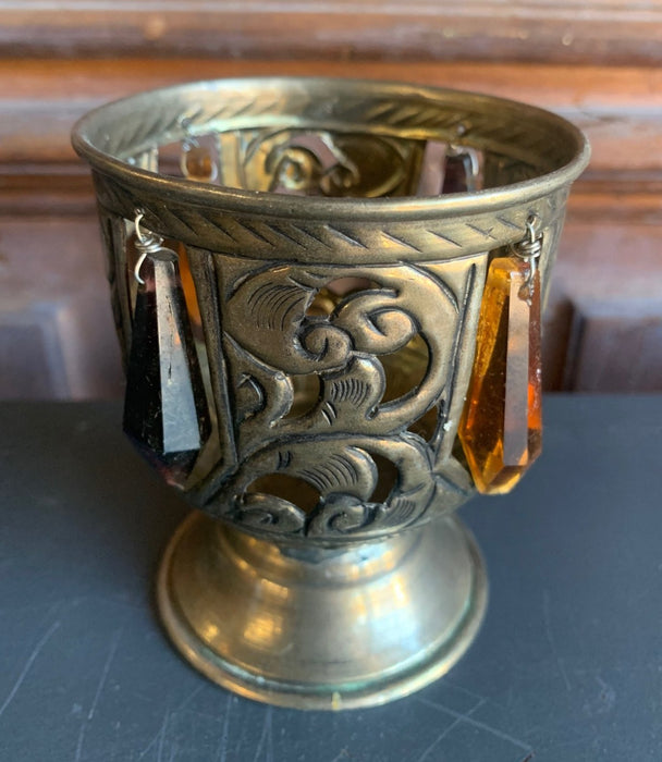 SMALL RETICULATED BRASS INDIAN CHALISE WITH PRISMS