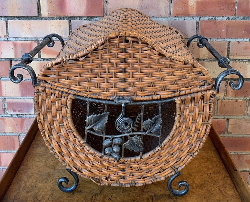 LARGE WICKER AND IRON BASKET WITH LID