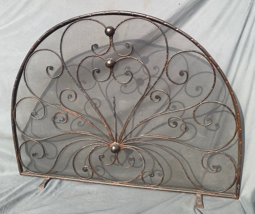 ARCHED IRON FIRE SCREEN