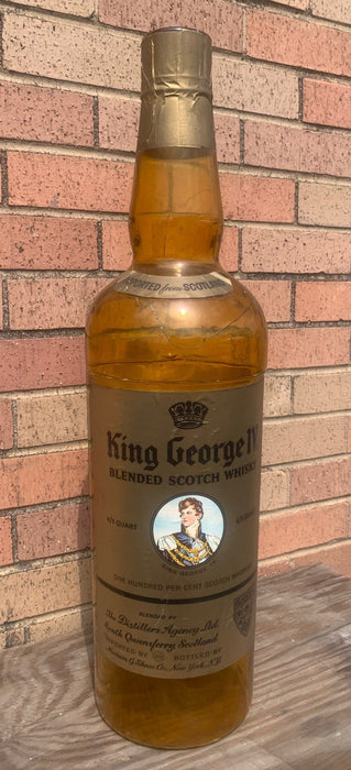 LARGE PLASTIC KING GEORGE IV SCOTCH BOTTLE - AS IS