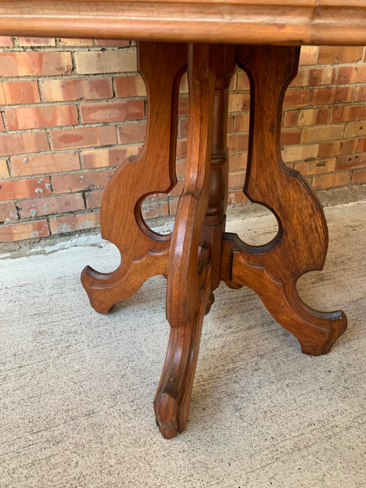 AMERICAN WALNUT RENAISSANCE REVIVAL ROUND CENTER TABLE