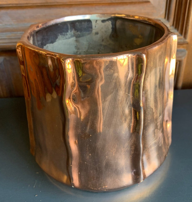 ROSE GOLD METALLIC 8" PLANTER